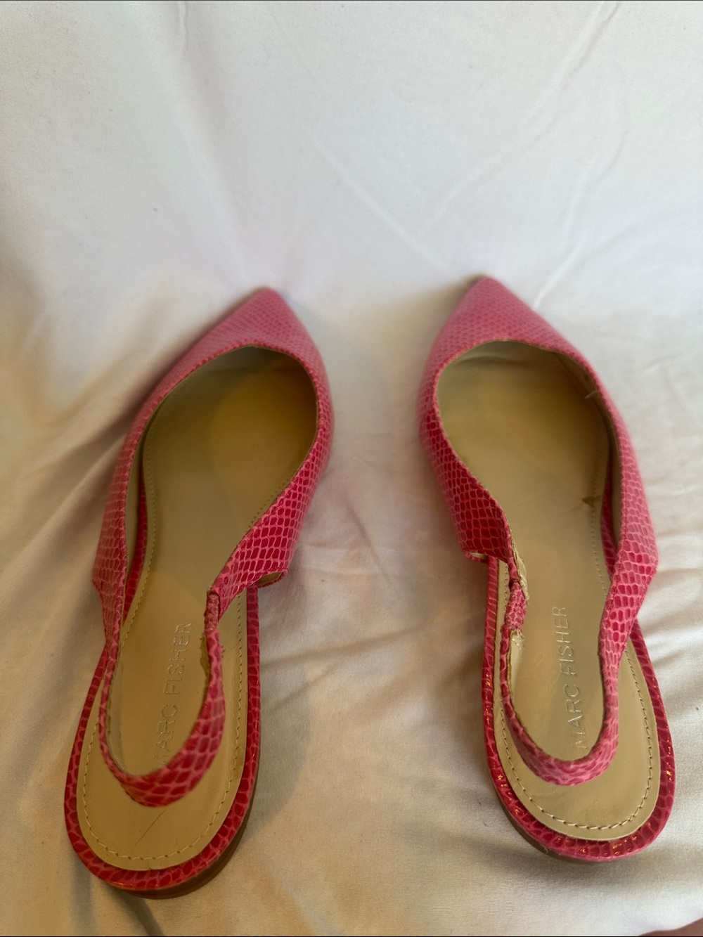 Marc Fisher Pink Pointed Slingback Flats with Textured Finish - Picture 9 of 11